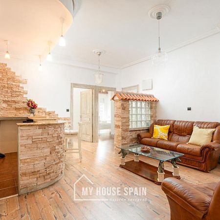 Myhousespain - Piso Reformado En El Centro Gijón Eksteriør billede