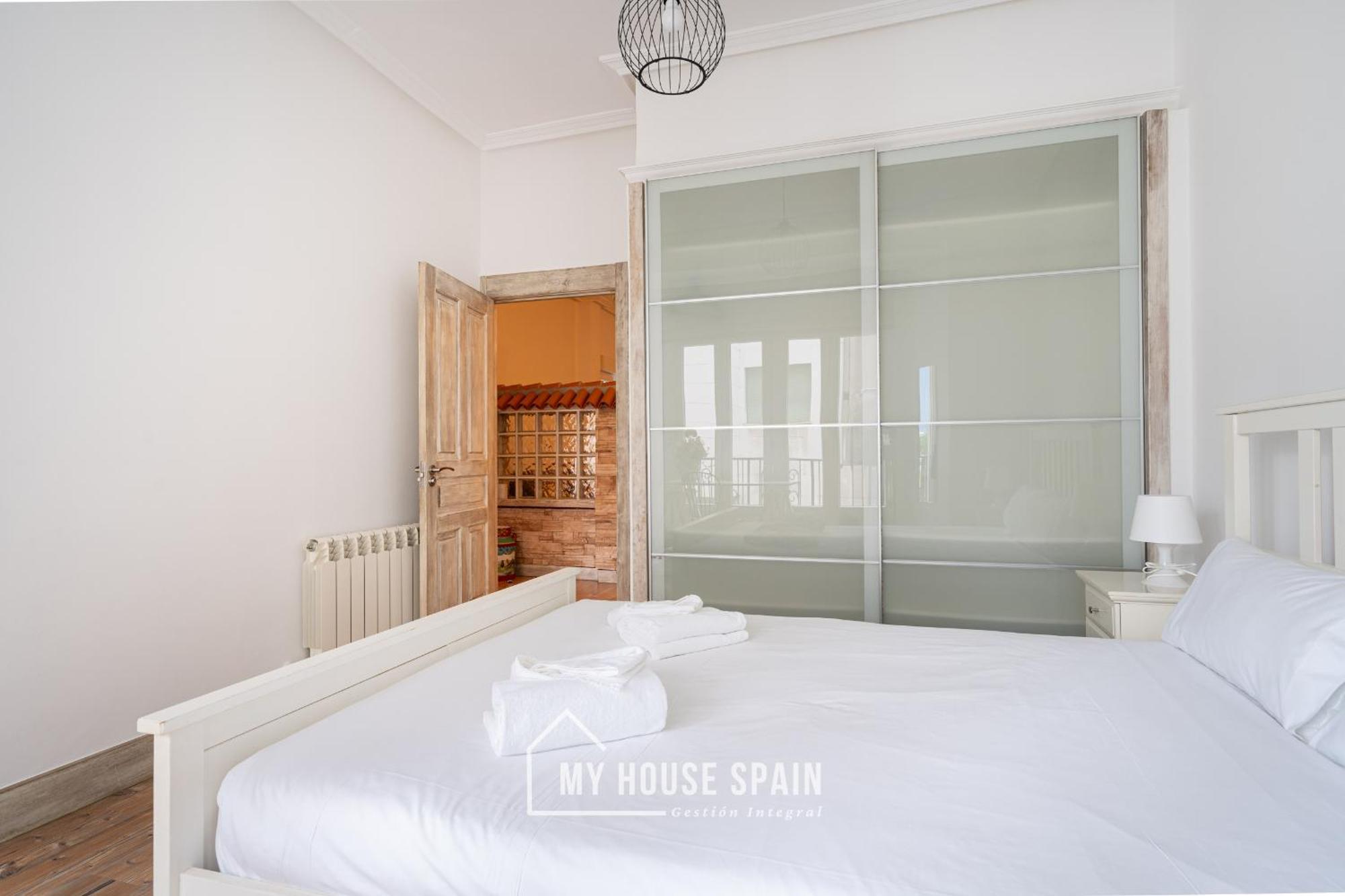 Myhousespain - Piso Reformado En El Centro Gijón Eksteriør billede