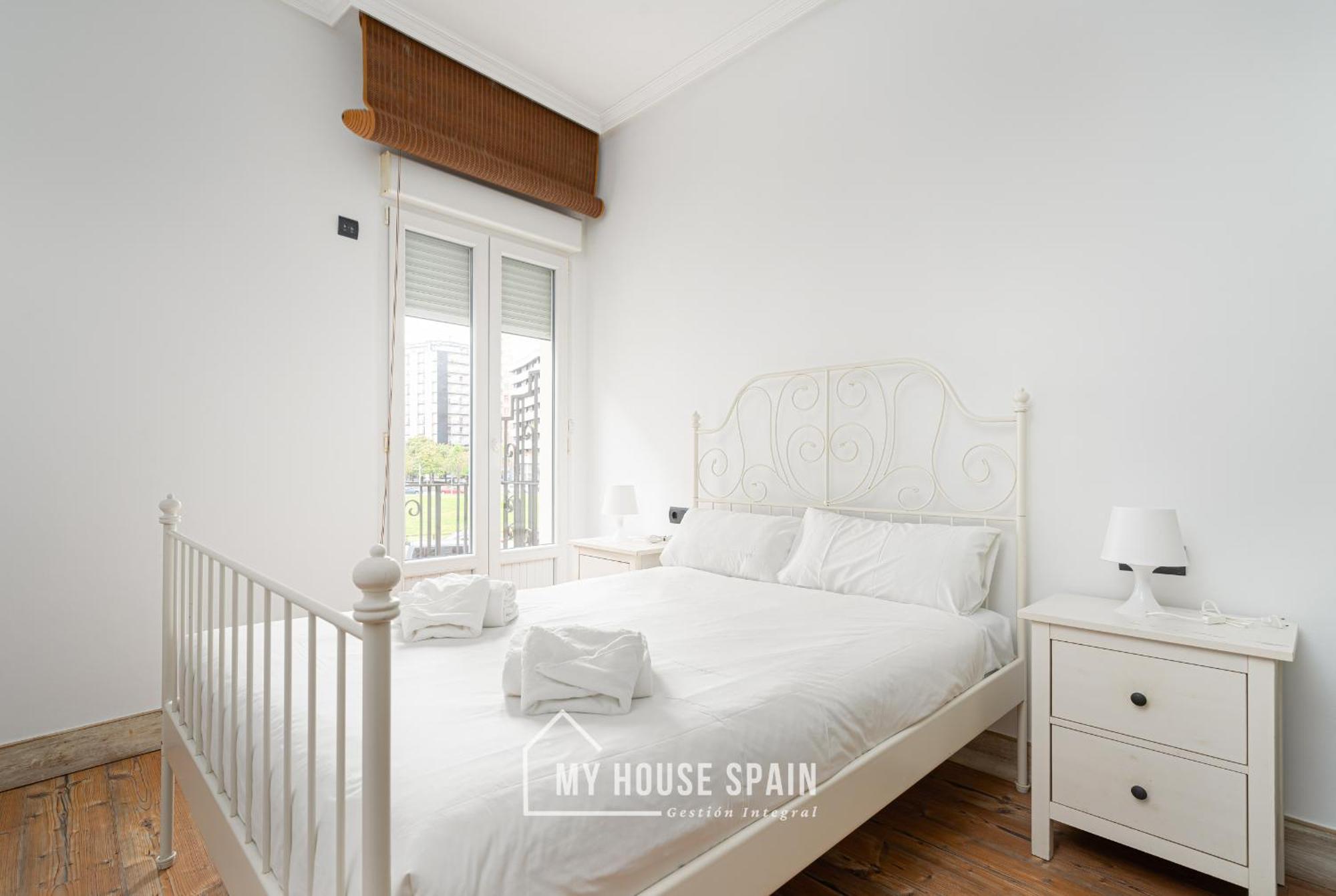 Myhousespain - Piso Reformado En El Centro Gijón Eksteriør billede