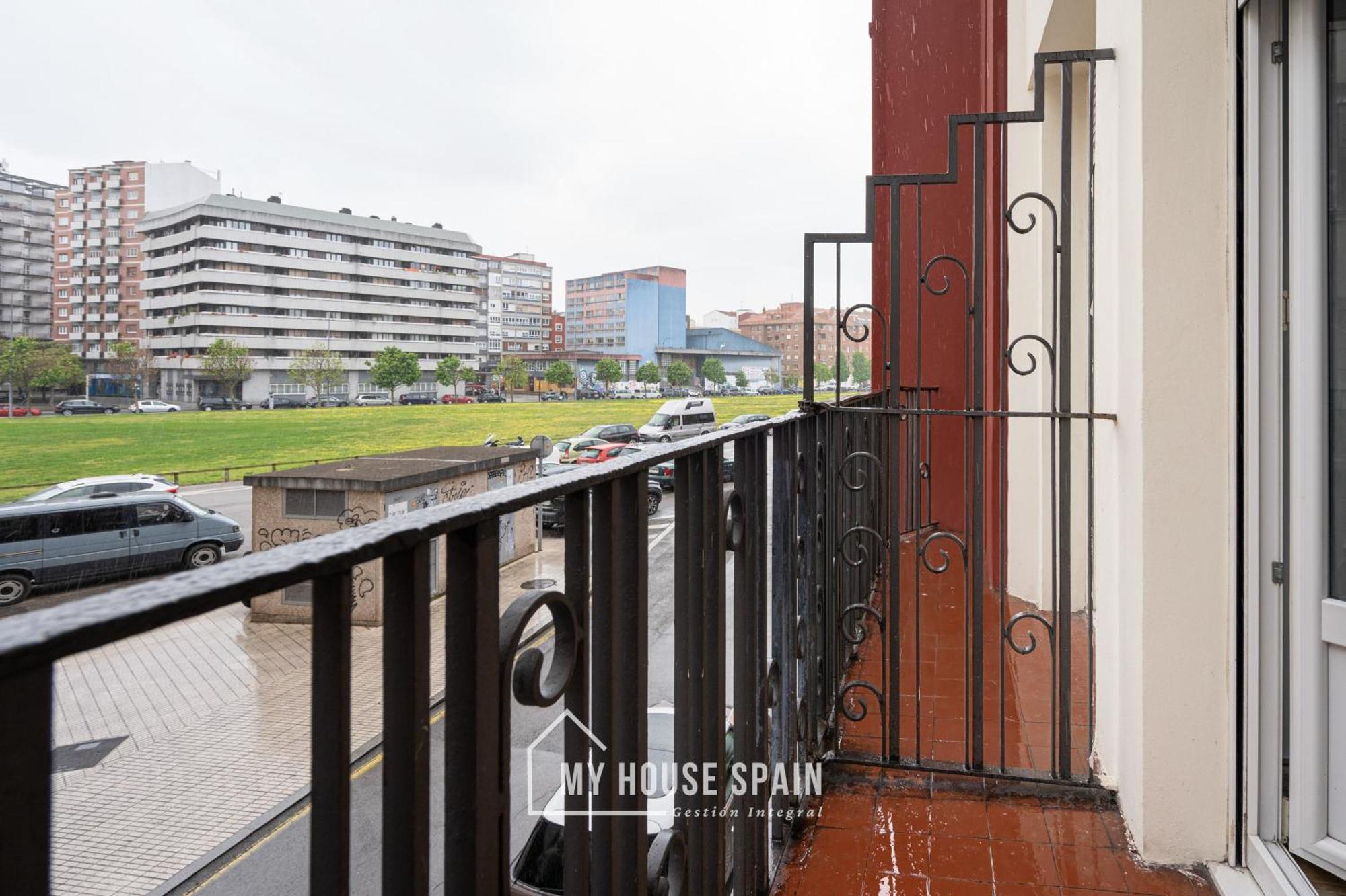 Myhousespain - Piso Reformado En El Centro Gijón Eksteriør billede